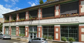 Façade du bâtiment industriel après travaux.